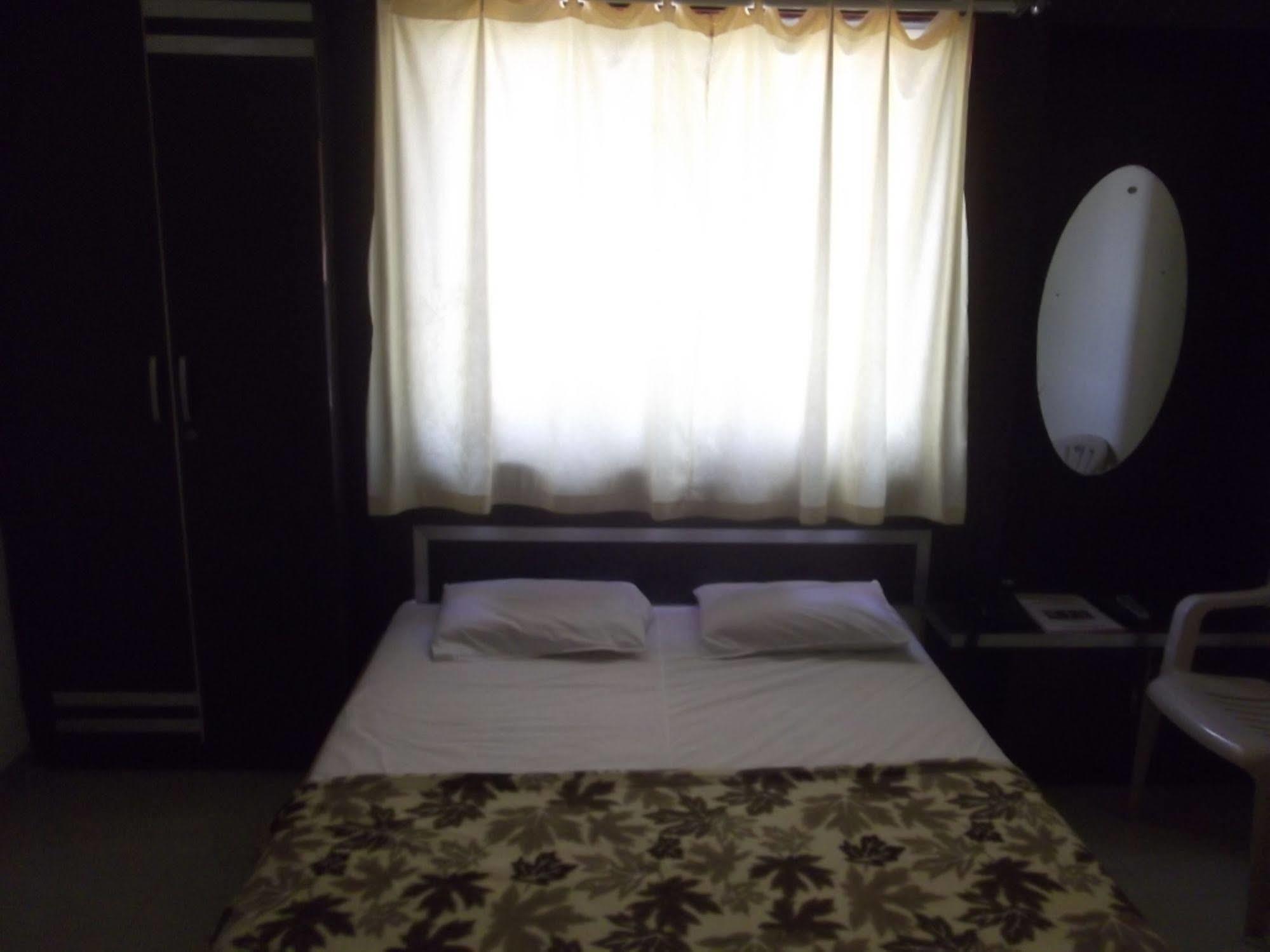 Hotel Rajyog Ranjangaon Ganpati Экстерьер фото